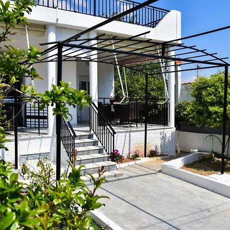Μονοκατοικία Δίπλα Στην Θάλασσα Σαλαμίνα Εξωτερικό φωτογραφία